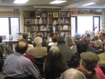 Dean Baker speaks at Politics and Prose